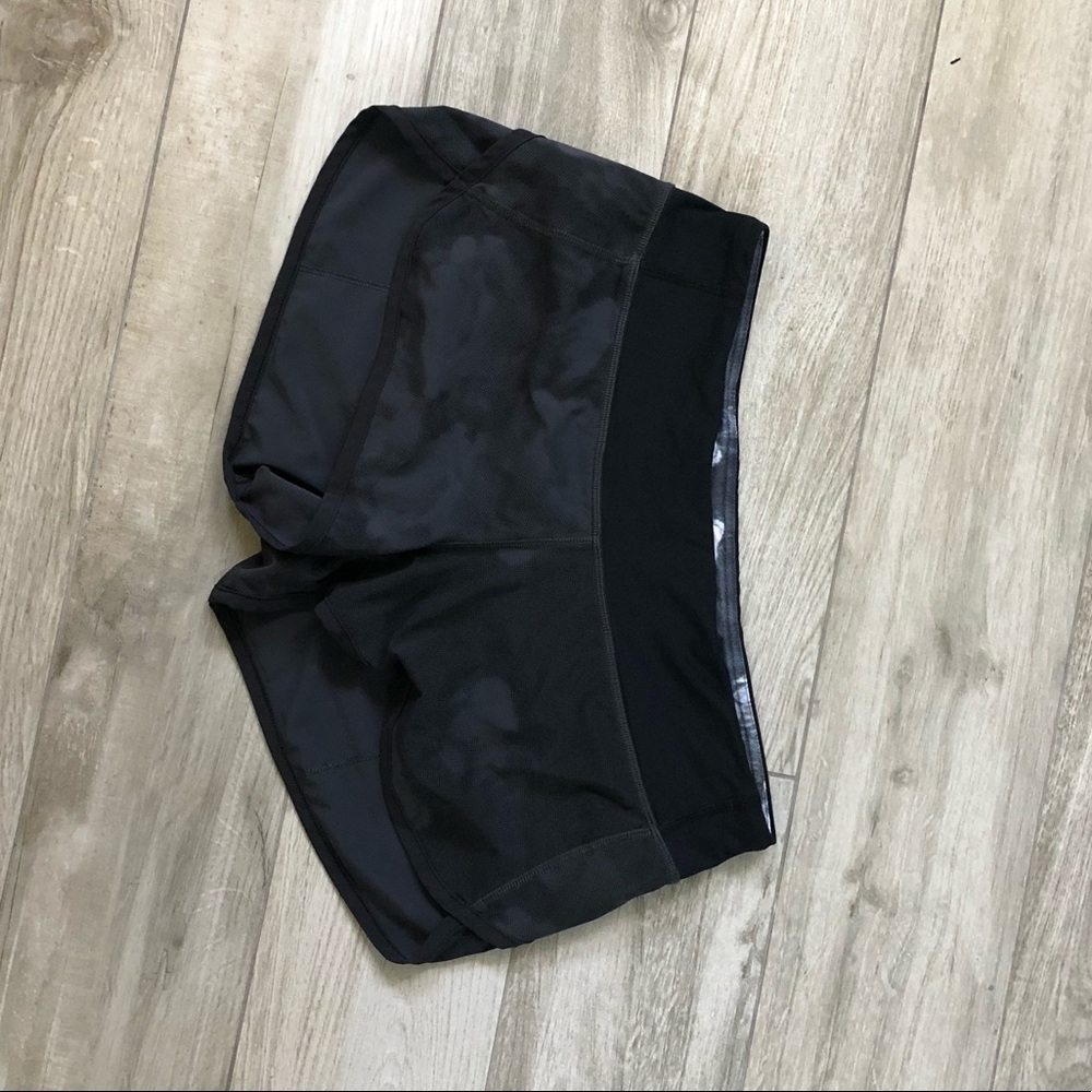 Lululemon Size 6 shorts